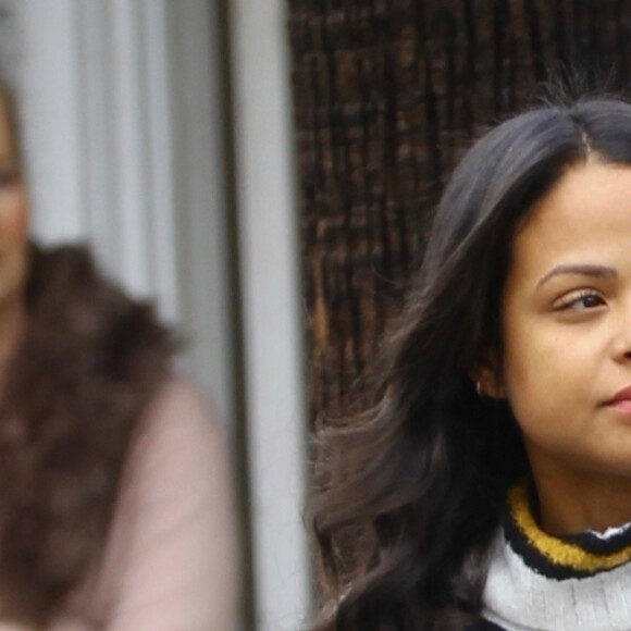 Christina Milian enceinte est allée se faire pomponner au Drybar du quartier de Sherman Oaks à Los Angeles, le 4 décembre 2019