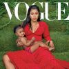 Cardi B et sa fille Kulture en couverture du numéro de janvier 2020 du magazine Vogue. Photo par Annie Leibovitz.