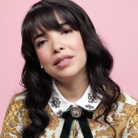 Indila : Les textes de ses chansons étudiés, à l'école, à l'étranger... (Exclu)