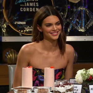 Kendall Jenner et Harry Styles dans "Spill Your Guts Or Fill Your Guts" pour l'émission "The Late Late Show With James Corden". Décembre 2019. ©CBS / UK Backgrid via Bestimage