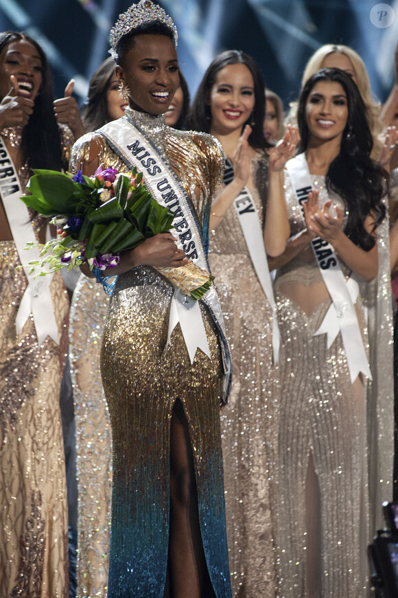 Zozibini Tunzi, Miss Afrique du Sud, a été sacrée Miss Univers 2019 à Atlanta, le 8 décembre 2019.