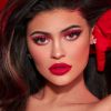  Kylie Jenner dans la campagne de Noël de sa marque Kylie-Cosmetics