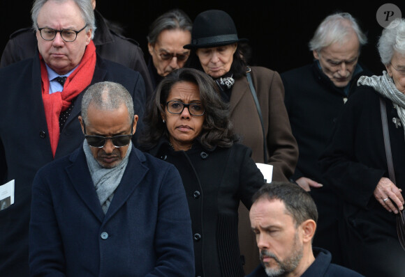 Roger-Pierre Hermont, Abderrahmane Sissako, Audrey Pulvar - Sorties des obsèques de Anna Karina en la chapelle de l'Est au cimetière du Père Lachaise à Paris. Le 21 décembre 2019