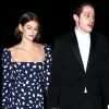 Kaia Gerber et son compagnon Pete Davidson se sont rendus samedi soir à la fête de mariage d'un couple d'amis. Dans l'après-midi, le couple a été aperçu s'embrassant langoureusement au bord d'une piscine d'un hôtel à Miami le 23 Novembre 2019.