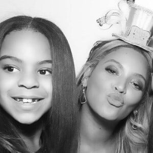 Beyoncé et sa fille aînée Blue Ivy lors du réveillon du Nouvel an. Sur Instagram, le 1er janvier 2020.