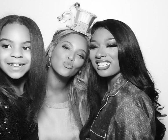 Beyoncé et sa fille aînée Blue Ivy lors du réveillon du Nouvel an. Sur Instagram, le 1er janvier 2020.
