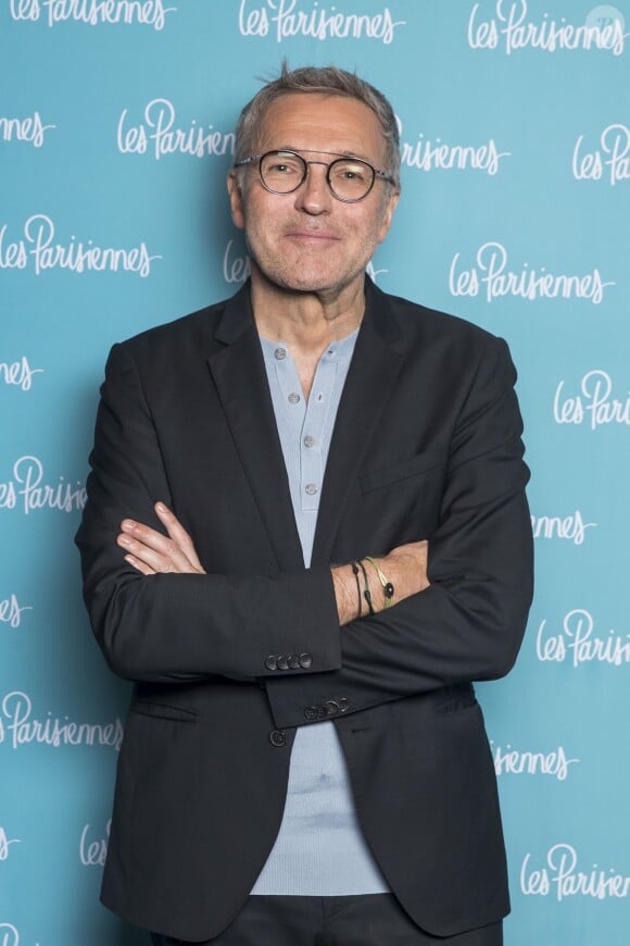 Exclusif - Laurent Ruquier - Photocall de la première du spectacle "Les Parisiennes" aux Folies Bergères à Paris le 24 mai 2018. © Olivier Borde - Pierre Perusseau/Bestimage