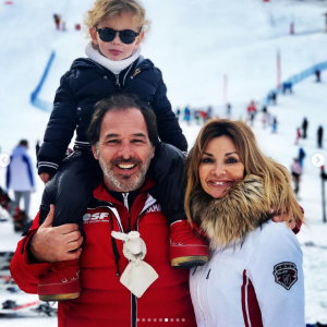 Ingrid Chauvin et Thierry Peythieu avec leurs fils Tom en vacances au ski à Serre Chevalier, le 29 décembre 2018.