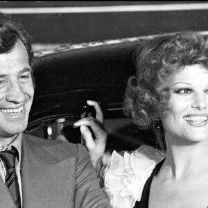 Jean-Paul Belmondo et Claudia Cardinale au Festival de Cannes en 1972. 