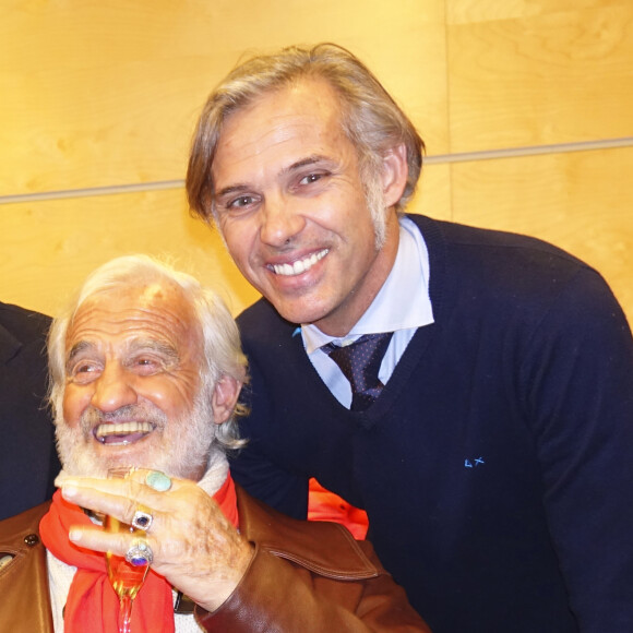 Exclusif - Jean-Paul Belmondo et son fils Paul Belmondo - Avant-première mondiale du documentaire "Belmondo par Belmondo" au Grimaldi Forum à Monaco, le 11 décembre 2015. © Claudia Albuquerque/ Bestimage