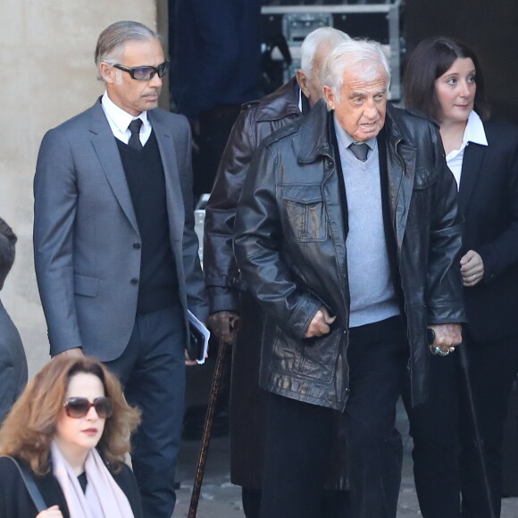 Paul Belmondo et son père Jean-Paul Belmondo - Arrivées à l'hommage national à Charles Aznavour à l'Hôtel des Invalides à Paris. Le 5 octobre 2018 © Jacovides-Moreau / Bestimage