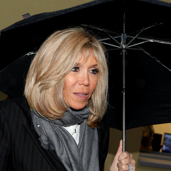 Brigitte Macron (Présidente de la Fondation Hôpitaux de Paris-Hôpitaux de France) lors du lancement de la 31e édition de l'opération Pièce Jaunes au Centre Hospitalier Régional d'Orléans le 8 janvier 2020. © Dominique Jacovides / Bestimage