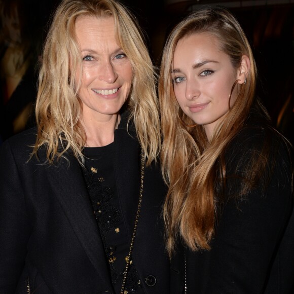 Exclusif - Estelle Lefébure et sa fille Emma Smet à l'after-party du film "Holy Lands" au restaurant le Beefbar (Rue Marbeuf dans le 8ème arrondissement) à Paris, France, le 4 décembre 2018. © Rachid Bellak/Bestimage