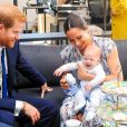 Le prince Harry et Meghan Markle, duc et duchesse de Sussex, avec leur fils Archie (alors âgé de quatre mois) au Cap en Afrique du Sud le 25 septembre 2019.