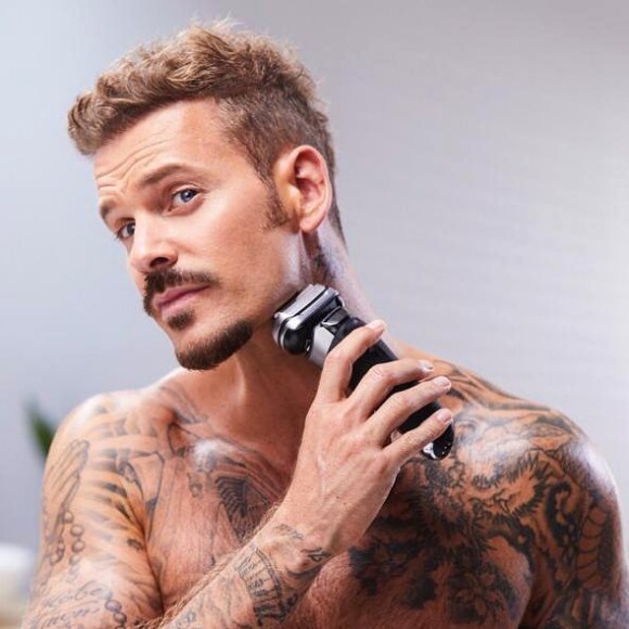 M. Pokora montre sa plastique de rêve sur Instagram.