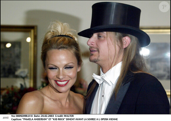 Pamela Anderson et Kid Rock dînent avant une soirée à l'opéra Vienne.