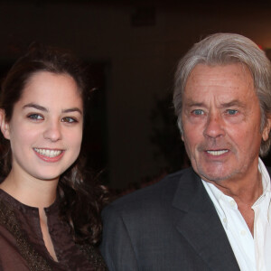 Alain Delon et sa fille Anouchka Delon en 2013 à Paris.