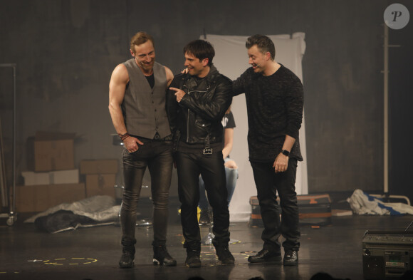 Chris Keller (GSquad), Allan Theo, Frank Delay (2be3) - Les artistes de la pièce de théâtre "Boys Band Forever" sur la scène de l'Apollo Théâtre à Paris. Le 23 mars 2018 © Marc Ausset-Lacroix / Bestimage
