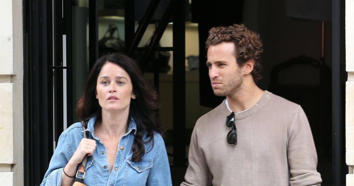 Exclusif - Robin Tunney et Nicky Marmet en shopping dans Paris. Le 15