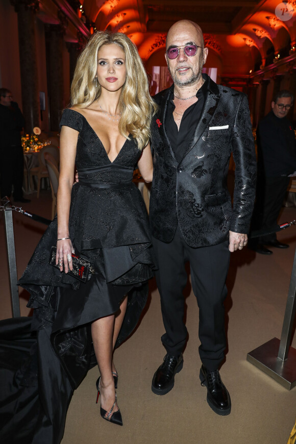 Pascal Obispo et sa femme Julie Hantson lors de la soirée de gala de la 18ème édition du "Dîner de la mode du Sidaction" au Pavillon Cambon Capucines - Potel et Chabot à Paris, France, le 23 janvier 2020. © Olivier Borde/Bestimage