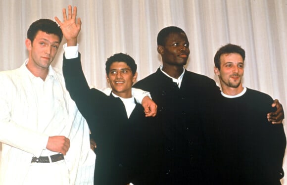 Archives - Vincent Cassel, Saïd Taghmaoui, Hubert Kounde et Mathieu Kassovitz au Festival de Cannes pour le film "La Haine". Mai 1995.