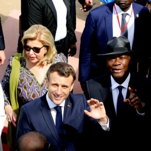 Alassane Ouattara, président de la République de Côte d'Ivoire, Dominique Ouattara, Première dame, Emmanuel Macron, président de la République française, Brigitte Macron, Première dame - Déplacement en Côte d'Ivoire - Arrivées à l'aéroport de Bouaké, le 22 décembre 2019. © Dominique Jacovides / Bestimage