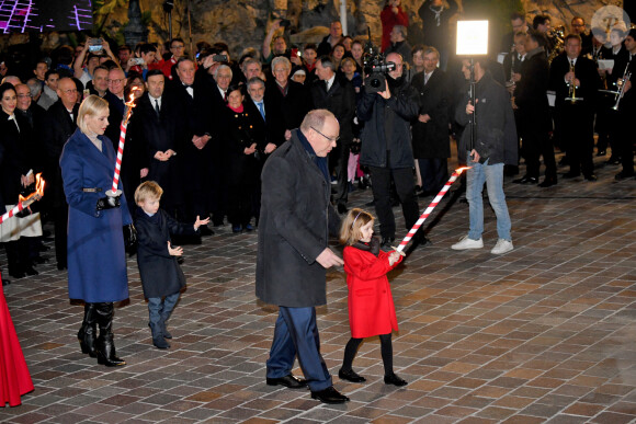 Le prince Albert II de Monaco, sa femme la princesse Charlene et leurs enfants le prince héréditaire Jacques et la princesse Gabriella durant la célébration de la Sainte Dévote, Sainte patronne de Monaco, à Monaco le 26 janvier 2020. © Bruno Bebert/Bestimage