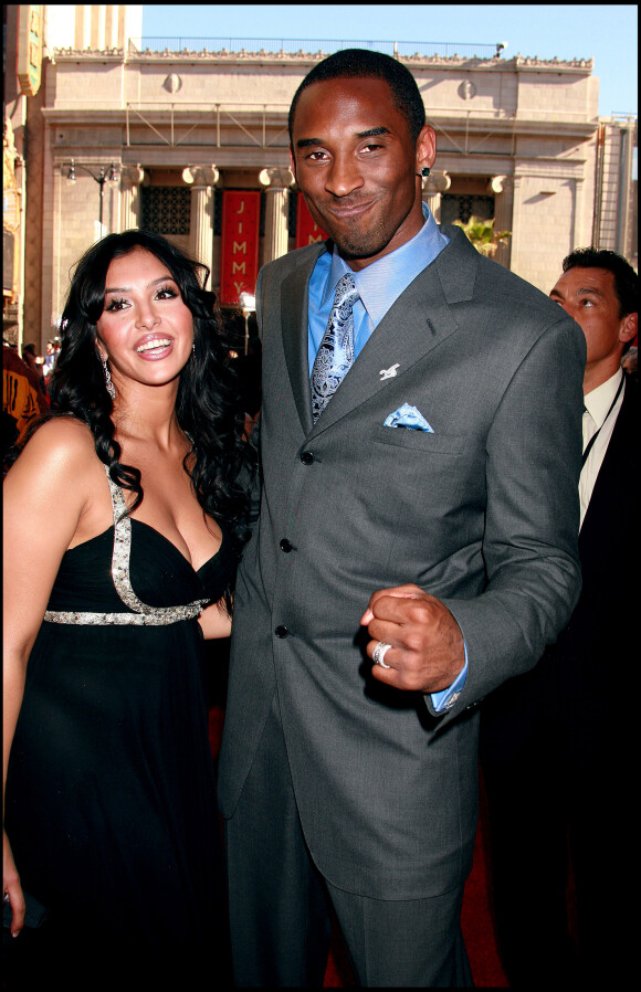 Kobe Bryant et sa femme Vanessa lors des ESPY awards au theatre Kodak d'Hollywood, Los Angeles le 12 juillet 2006.