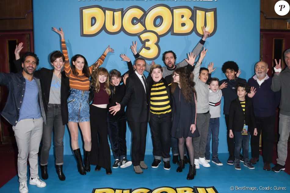 Films Et Séries Tv Avec Loïc Legendre Florent Peyre, Emilie Caen, Frédérique Bel, Leeloo Eyme, Leopold Moati