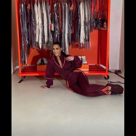 Kim Kardashian a reçu en cadeau toute la nouvelle collection IVY PARK, marque de Beyoncé, en collaboration avec adidas. Janvier 2020.