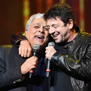 Exclusif - Enrico Macias et Patrick Bruel - Grande Soirée de la Solidarité Tsédaka 2019 au Palais des Congrès à Paris. Cette campagne caritative annuelle soutient 180 programmes de solidarité en France, à travers 90 associations sociales, parmi lesquelles des maisons d'enfants, des épiceries sociales, des structures d'accueil de jeunes handicapés, des centres de jour pour personnes atteintes de maladies neurodégénératives, ....Le 16 décembre 2019 © Coadic Guirec / Bestimage