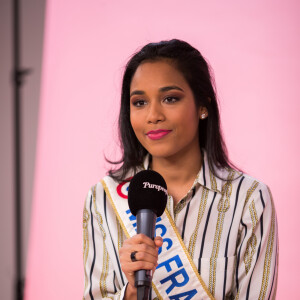 Exclusif - Rendez-vous avec Miss France 2020, Clémence Botino dans les locaux de Webedia lors d'une interview pour Purepeople à Levallois-Perret le 29 janvier 2020. © Tiziano da Silva/Bestimage