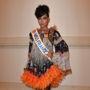 Clémence Botino (Miss France 2020) lors du photocall du dernier défilé de mode Haute-Couture printemps-été 2020 "Jean-Paul Gaultier" au théâtre du Châtelet à Paris, France, le 22 janvier 2020. © Veeren-Clovis/Bestimage