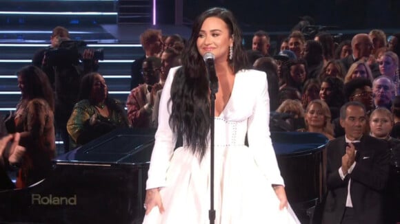 Demi Lovato émue par son "magnifique" coming out à ses parents