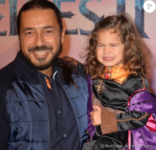 Moundir Sa Fille Aliya 3 Ans Star D Un Clip Et Comparee A Zendaya Purepeople