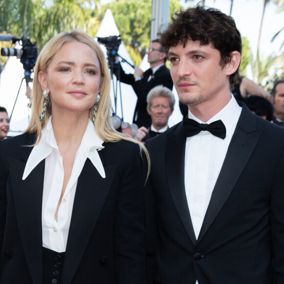 Virginie Efira et son compagnon Niels Schneider - Montée des marches du film "Hors Normes" pour la clôture du 72ème Festival International du Film de Cannes. Le 25 mai 2019 © Borde / Bestimage