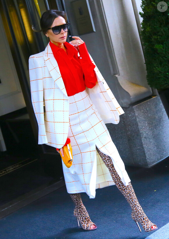 Victoria Beckham à la sortie de l'hôtel "The Mark" à New York, le 17 octobre 2019.