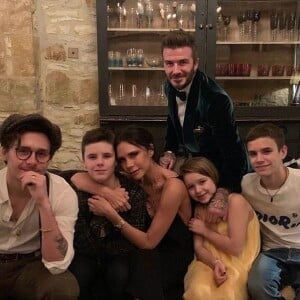 David Beckham, Victoria Beckham et leurs quatre enfants Brooklyn, Romeo, Cruz et Harper. Novembre 2019.