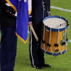 Demi Lovato chante l'hymne national avant le début du match du 54ème Super Bowl au Hard Rock Stadium à Miami, Floride, Etats-Unis, le 2 février 2020. © Mario Houben/CSM/Zuma Press/Bestimage