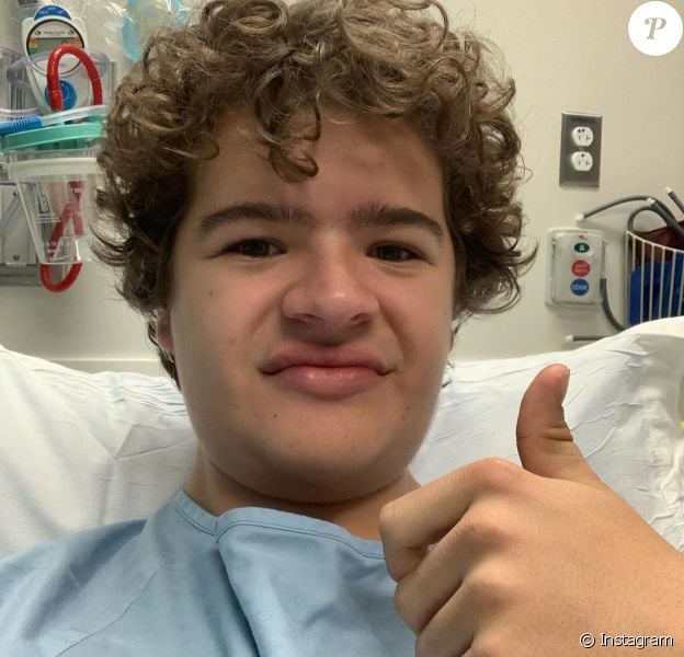 Gaten Matarazzo (17 ans), atteint de dysplasie cléidocrânienne, a subi une quatrième opération. Le 29 janvier 2020 sur Instagram.