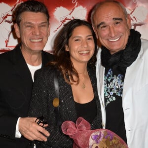 Marc Lavoine, sa compagne Line Papin et Pascal Nègre au photocall de la générale de presse du spectacle musicale "Les Souliers Rouges" aux Folies Bergères à Paris, France, le 4 février 2020. © Veeren/Bestimage