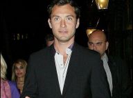 Jude Law : la mère de son futur enfant dévoile des photos d'elle... très sexy !