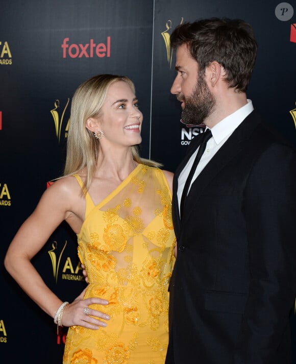 Emily Blunt et son mari John Krasinski - Photocall de la 8ème cérémonie des "AACTA (Australian Academy of Cinema and Television Arts)" à Los Angeles,le 4 janvier 2019