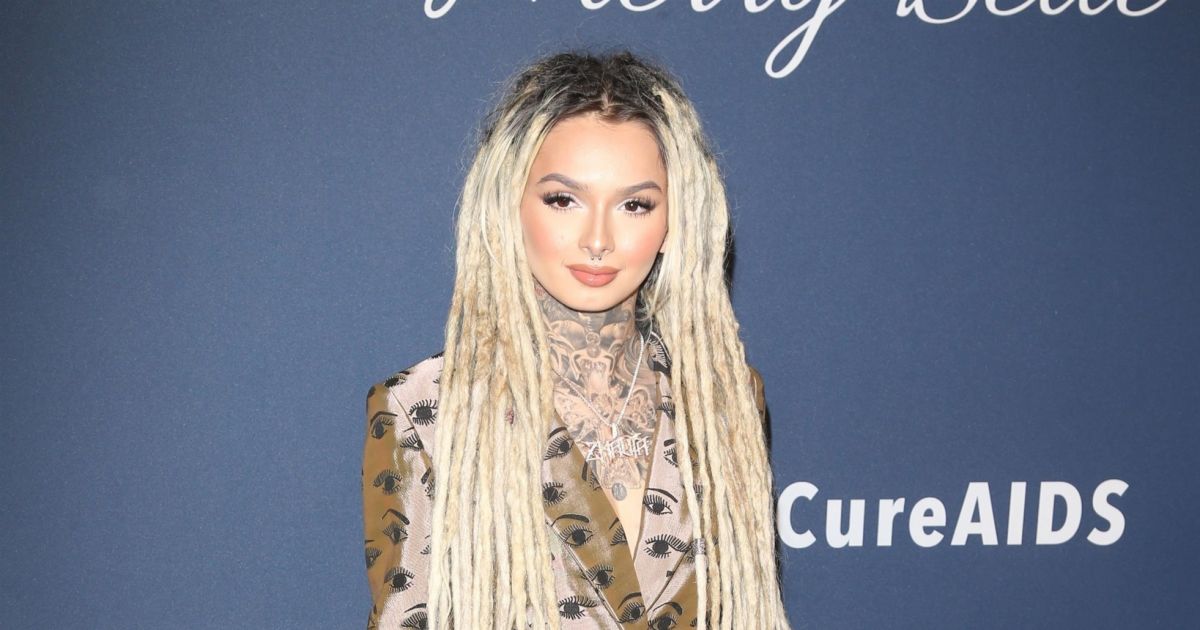 Zhavia Ward assiste à la 22e édition du gala amfAR New York au Cipriani