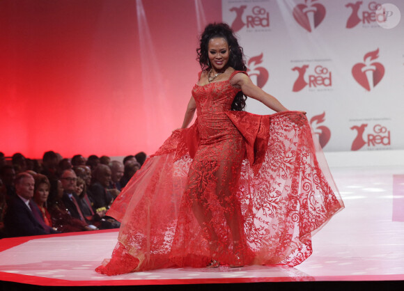 Robin Givens participe au défilé "Go Red For Women" de l'American Heart Association au Hammerstein Ballroom. New York, le 5 février 2020.