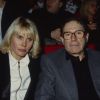 Archives - Robert Hossein et sa femme Candice Patou au théâtre en 1988 © Jean-Claude Woestelandt / Bestimage 01/00/1988 -