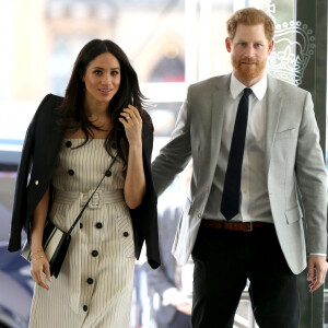 Le prince Harry et sa fiancée Meghan Markle lors d'une réception du forum des jeunes pendant le Commonwealth Heads of Government Meeting à Londres le 18 avril 2018.