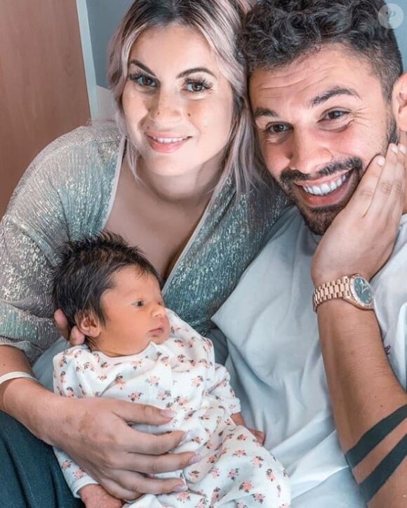 Carla Moreau et Kevin Guedj des "Marseillais" avec leur fille Ruby, Instagram, photo du 16 octobre 2019