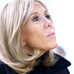 La première dame Brigitte Macron visite l'Institut national des jeunes sourds de Metz le 12 février 2020. © Mao / Panoramic / Bestimage