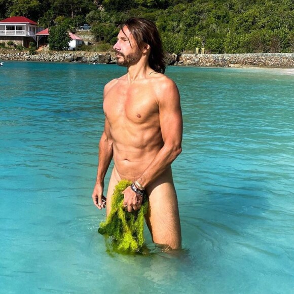 Bob Sinclar, tout nu sur Instagram, le 14 février 2020.